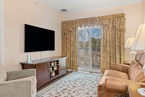 62 Abigail Way #4002, Reading, MA 01867 photo 16
