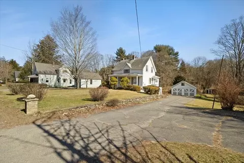 Exterior - 433 Broadway, Raynham, MA 02767 photo 3 of 8