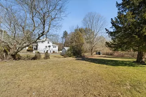 Exterior - 433 Broadway, Raynham, MA 02767 photo 8 of 8