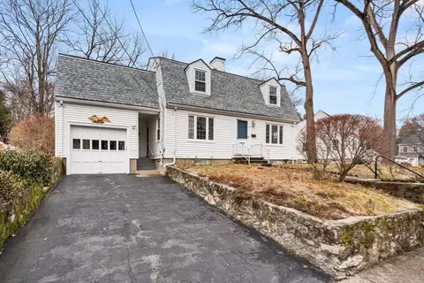 77 Freeman St, Newton, MA 02466