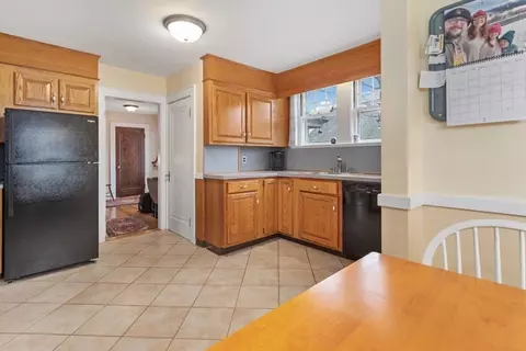 Kitchen - 2 Virginia Rd, Reading, MA 01867 photo 1 of 5