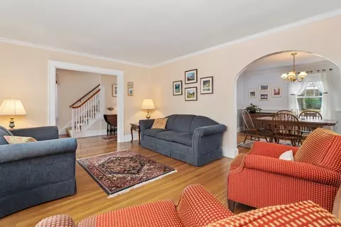 Living - 2 Virginia Rd, Reading, MA 01867 photo 5 of 6