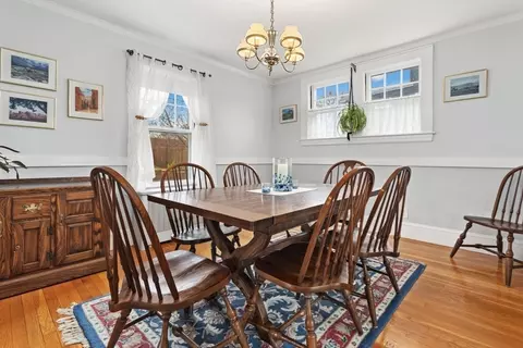 Dining - 2 Virginia Rd, Reading, MA 01867 photo 3 of 4