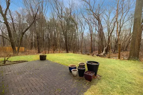 Exterior - 19 Criterion Rd, Reading, MA 01867 photo 6 of 9