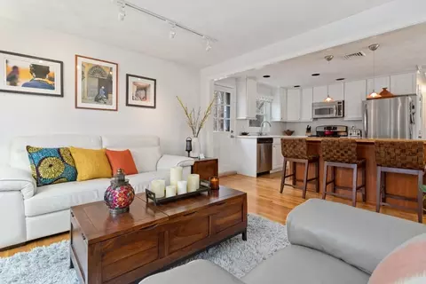 Living - 19 Criterion Rd, Reading, MA 01867 photo 5 of 9