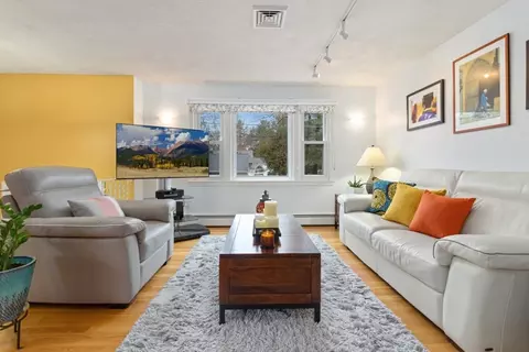 Living - 19 Criterion Rd, Reading, MA 01867 photo 2 of 9