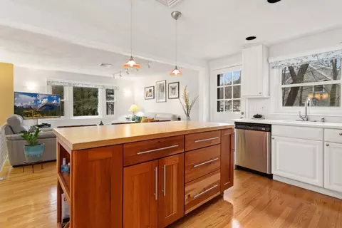 Kitchen - 19 Criterion Rd, Reading, MA 01867 photo 8 of 8