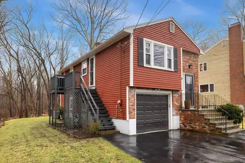 Exterior - 19 Criterion Rd, Reading, MA 01867 photo 4 of 9