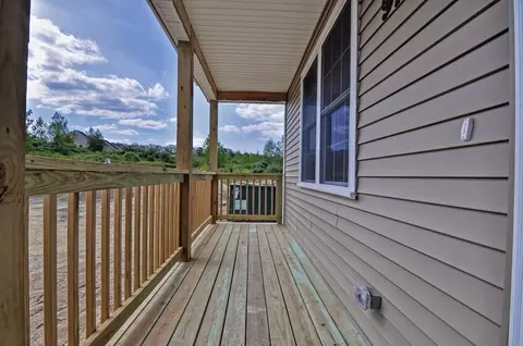 Exterior - 43 Ariel Cir #43, Sutton, MA 01590 photo 3 of 7