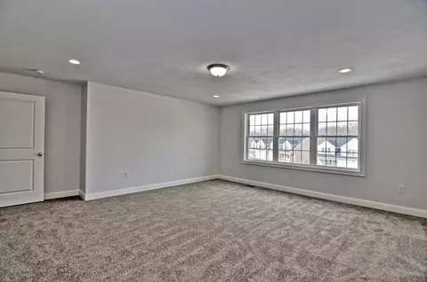 Other - 43 Ariel Cir #43, Sutton, MA 01590 photo 6 of 11