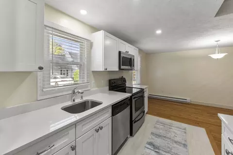 12 State Rd #3A, Plymouth, MA 02360