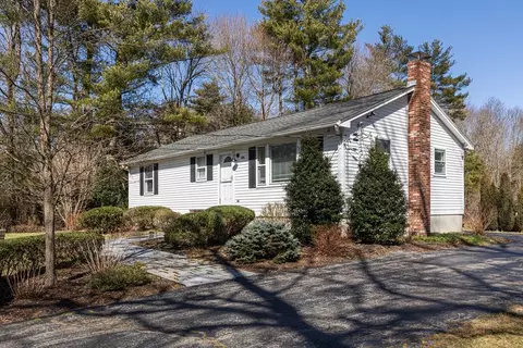 494 East St, West Bridgewater, MA 02379
