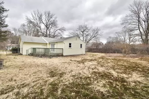 Exterior - 127 Millbrook Rd, Springfield, MA 01128 photo 7 of 9