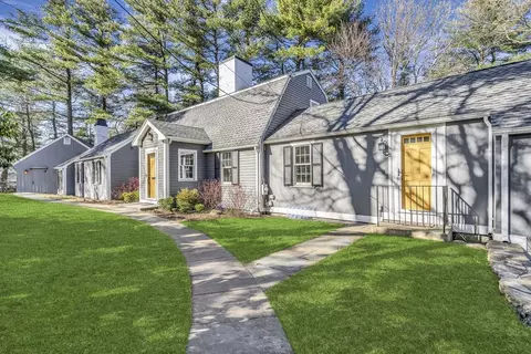 2 Oakmount Cir, Lexington, MA 02420