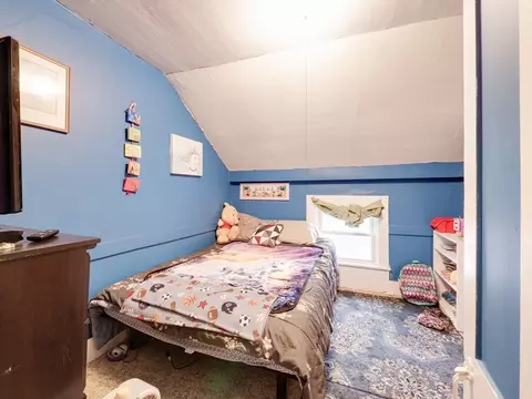 Bedroom - 57-59 Ferry St, Easthampton, MA 01027 photo 4 of 7