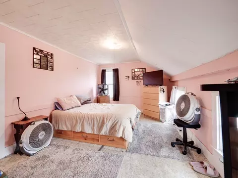 Bedroom - 57-59 Ferry St, Easthampton, MA 01027 photo 2 of 7