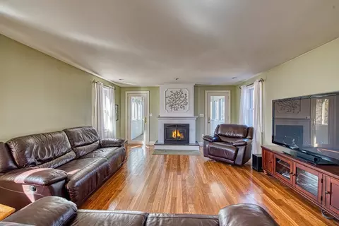 Living - 362 Forest St, Raynham, MA 02767 photo 1 of 6