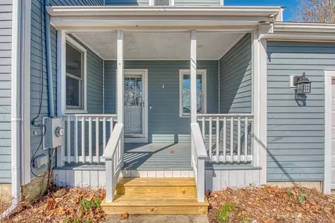 Exterior - 362 Forest St, Raynham, MA 02767 photo 3 of 8