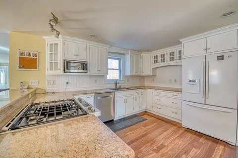 Kitchen - 362 Forest St, Raynham, MA 02767 photo 2 of 3