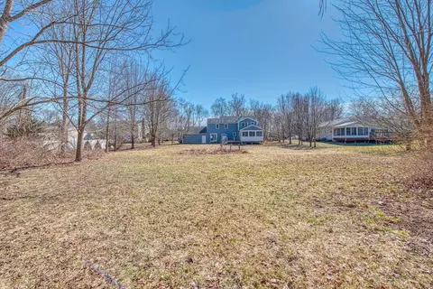 Exterior - 362 Forest St, Raynham, MA 02767 photo 7 of 8