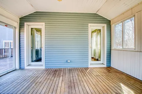 Exterior - 362 Forest St, Raynham, MA 02767 photo 5 of 8