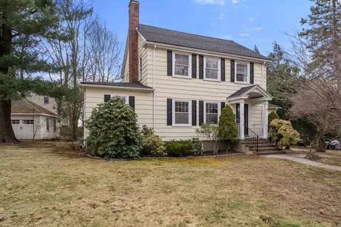 39 Rockland Pl, Newton, MA 02464