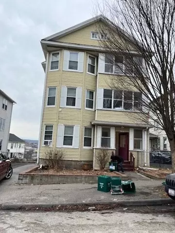 104 Sterling St, Worcester, MA 01610