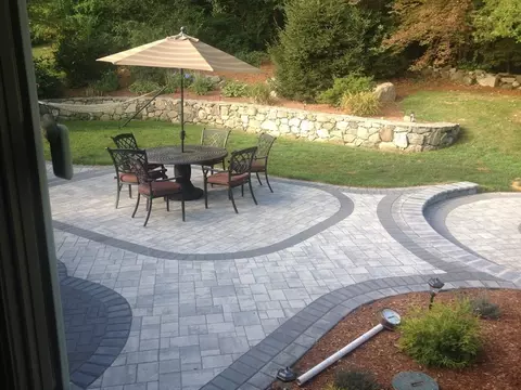 Exterior - 9 Dover Cir, Franklin, MA 02038 photo 7 of 8