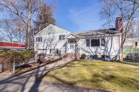 74 Wade St, Newton, MA 02461