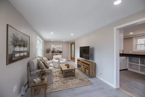 19 Oakham Rd, North Brookfield, MA 01535 photo 2