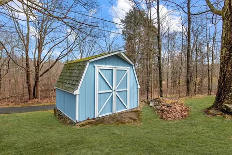 19 Oakham Rd, North Brookfield, MA 01535 photo 22