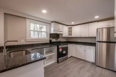 19 Oakham Rd, North Brookfield, MA 01535 photo 4