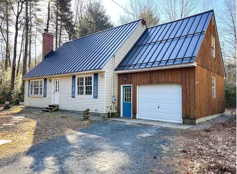 64 Pratt Cor, Shutesbury, MA 01072