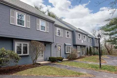 6 Oak Ridge Dr #2, Maynard, MA 01754