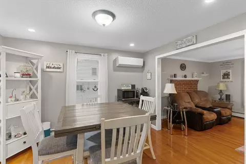 Dining - 62 Valley Rd, Dracut, MA 01826 photo 2 of 2