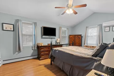 Bedroom - 62 Valley Rd, Dracut, MA 01826 photo 1 of 3