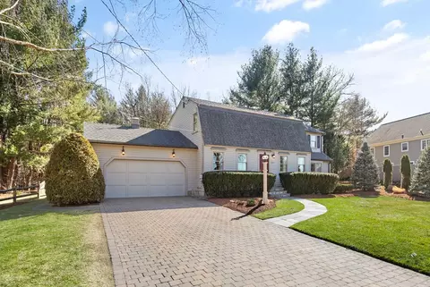 334 Franklin St, Reading, MA 01867