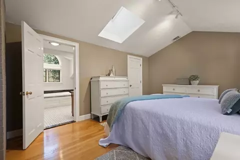 Bedroom - 334 Franklin St, Reading, MA 01867 photo 5 of 5
