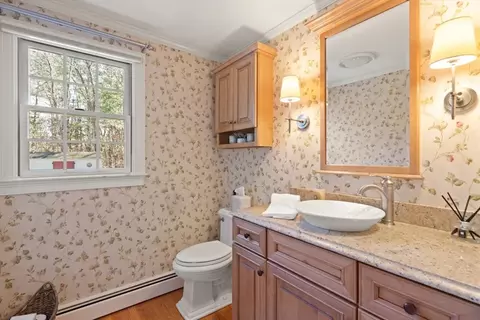 Bath - 334 Franklin St, Reading, MA 01867 photo 1 of 5
