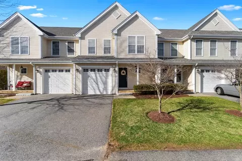 180 Park St #25, North Attleboro, MA 02760