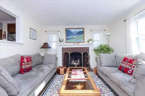 Living - 2 Harrison Rd # A, Salem, MA 01970 photo 2 of 8