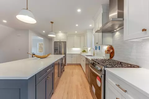 Kitchen - 2 Washington Ct, Stoneham, MA 02180 photo 3 of 6
