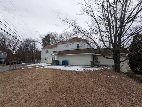 16 Hartness Rd #A, Sutton, MA 01590
