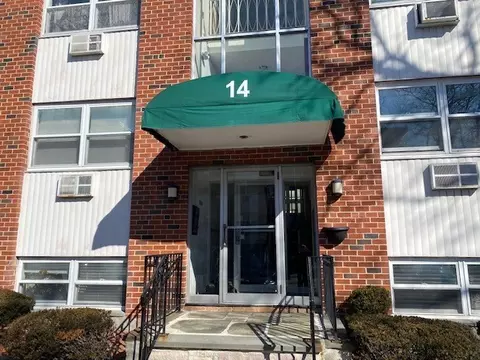14 Commonwealth Ct #7, Boston, MA 02135