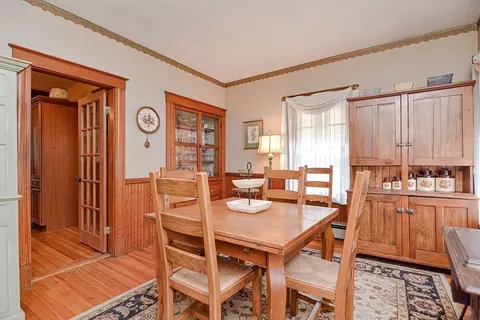 Dining - 124 Main St, Walpole, MA 02081 photo 2 of 3