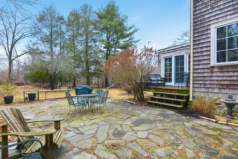 Exterior - 124 Main St, Walpole, MA 02081 photo 5 of 8