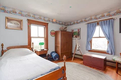 Bedroom - 124 Main St, Walpole, MA 02081 photo 3 of 8