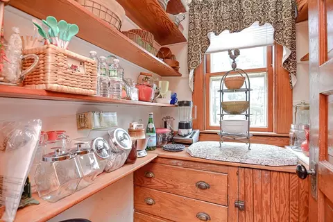 Kitchen - 124 Main St, Walpole, MA 02081 photo 6 of 6