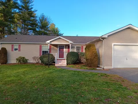 903 Fox Run, Middleboro, MA 02346