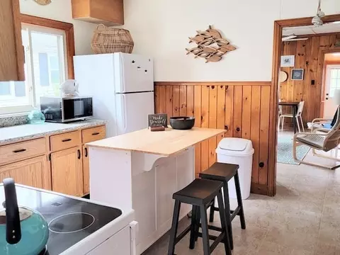 Kitchen - 6 Barnes # A, Wareham, MA 02571 photo 3 of 4